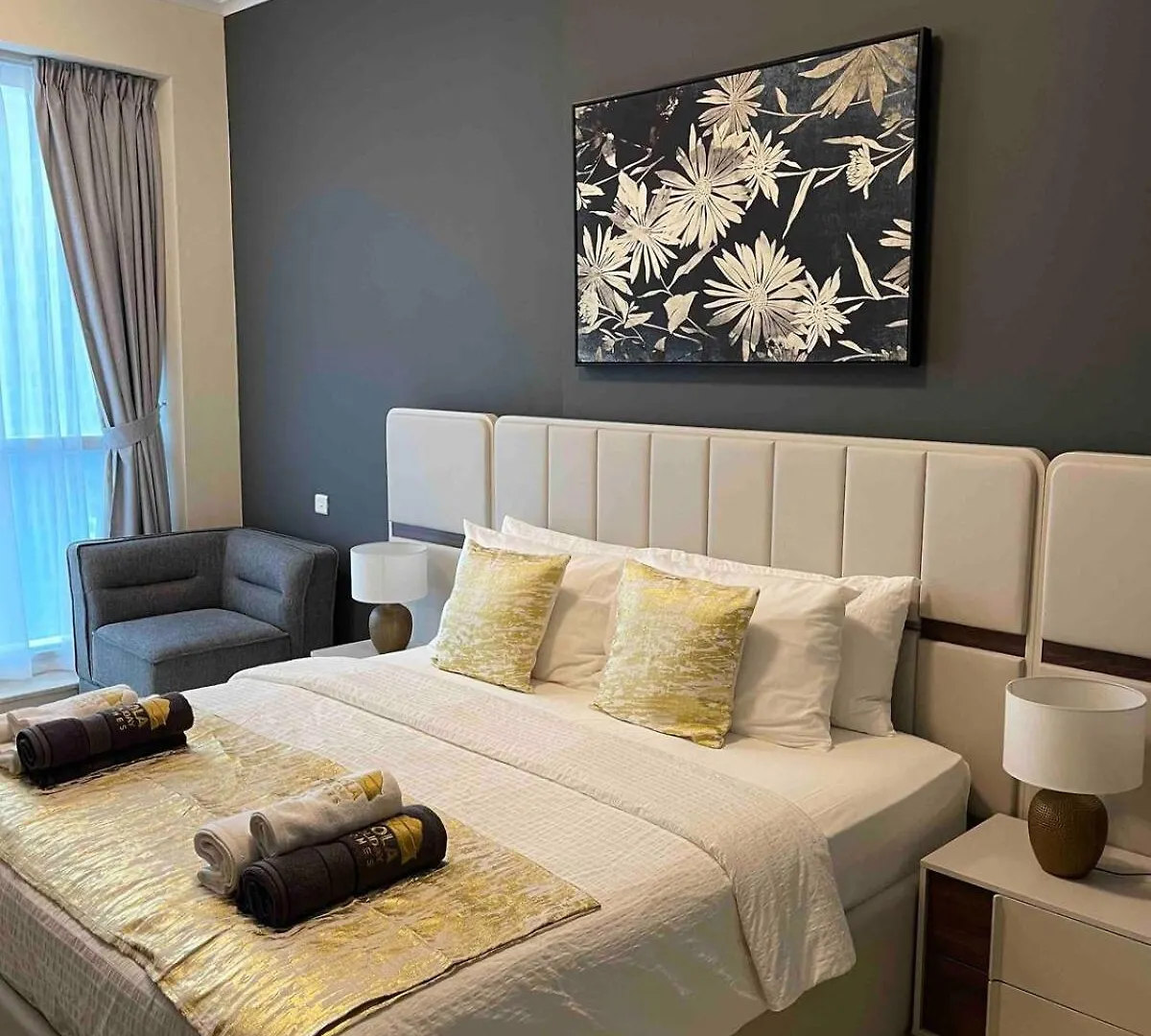 Modern Skyline 2-Bedroom With Sea View Dubai Apartment