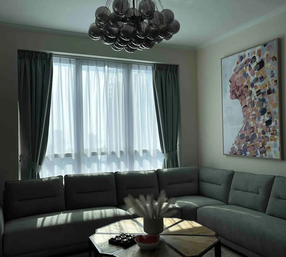 Modern Skyline 2-Bedroom With Sea View Dubai